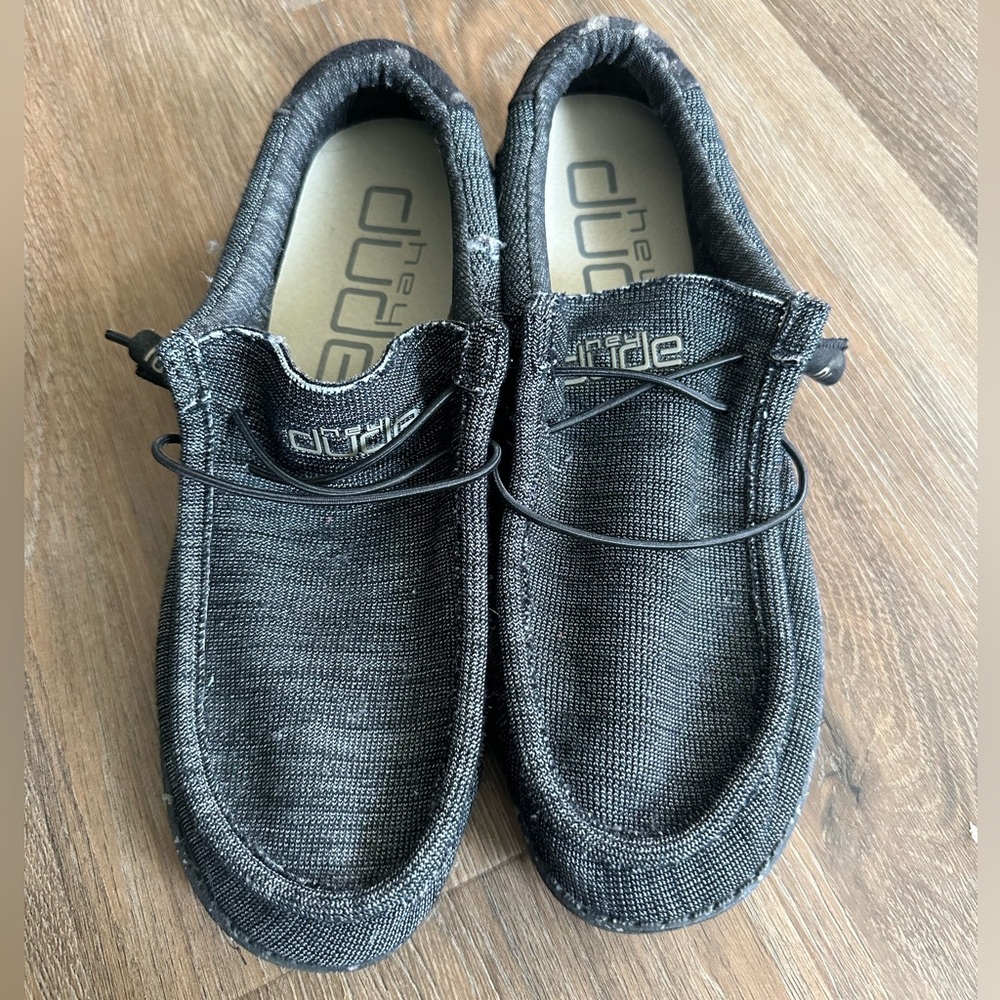 Men’s Hey Dude shoes